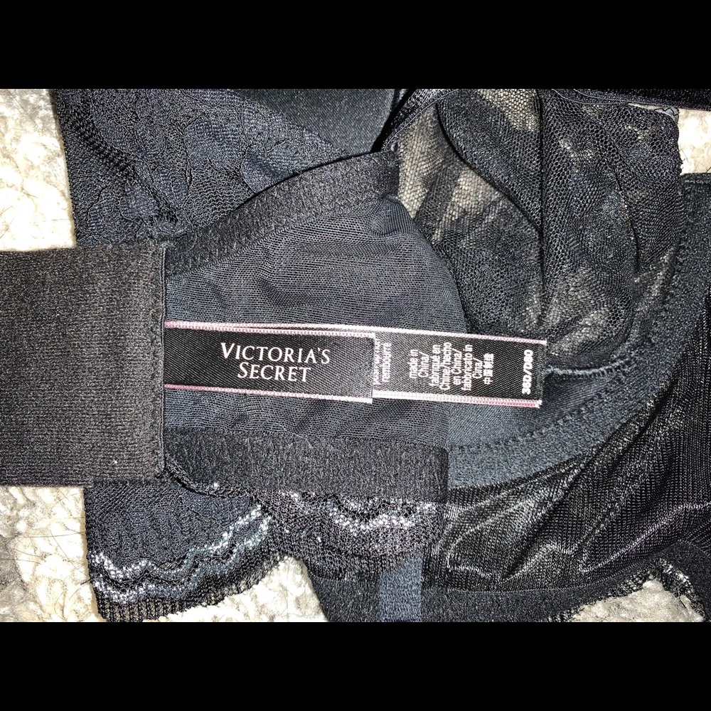 Victoria Secret Lace Bra - Picture 5 of 7